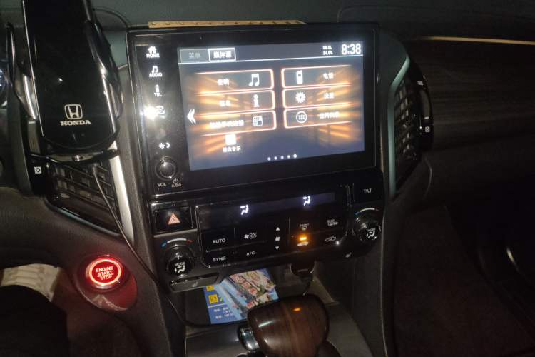 Used Honda Avancier 2019 240TURBO Two-Wheel Drive Premium Edition Audio And AC Panel