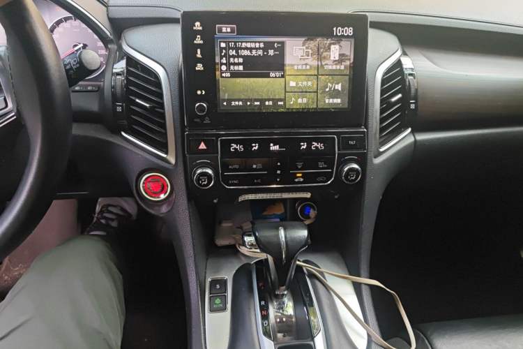 Used Honda Avancier 2019 240TURBO Two-Wheel Drive Luxury Edition Audio And AC Panel