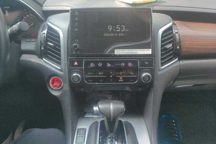 Used Honda Avancier 2019 240TURBO Two-Wheel Drive Premium Edition Audio And AC Panel