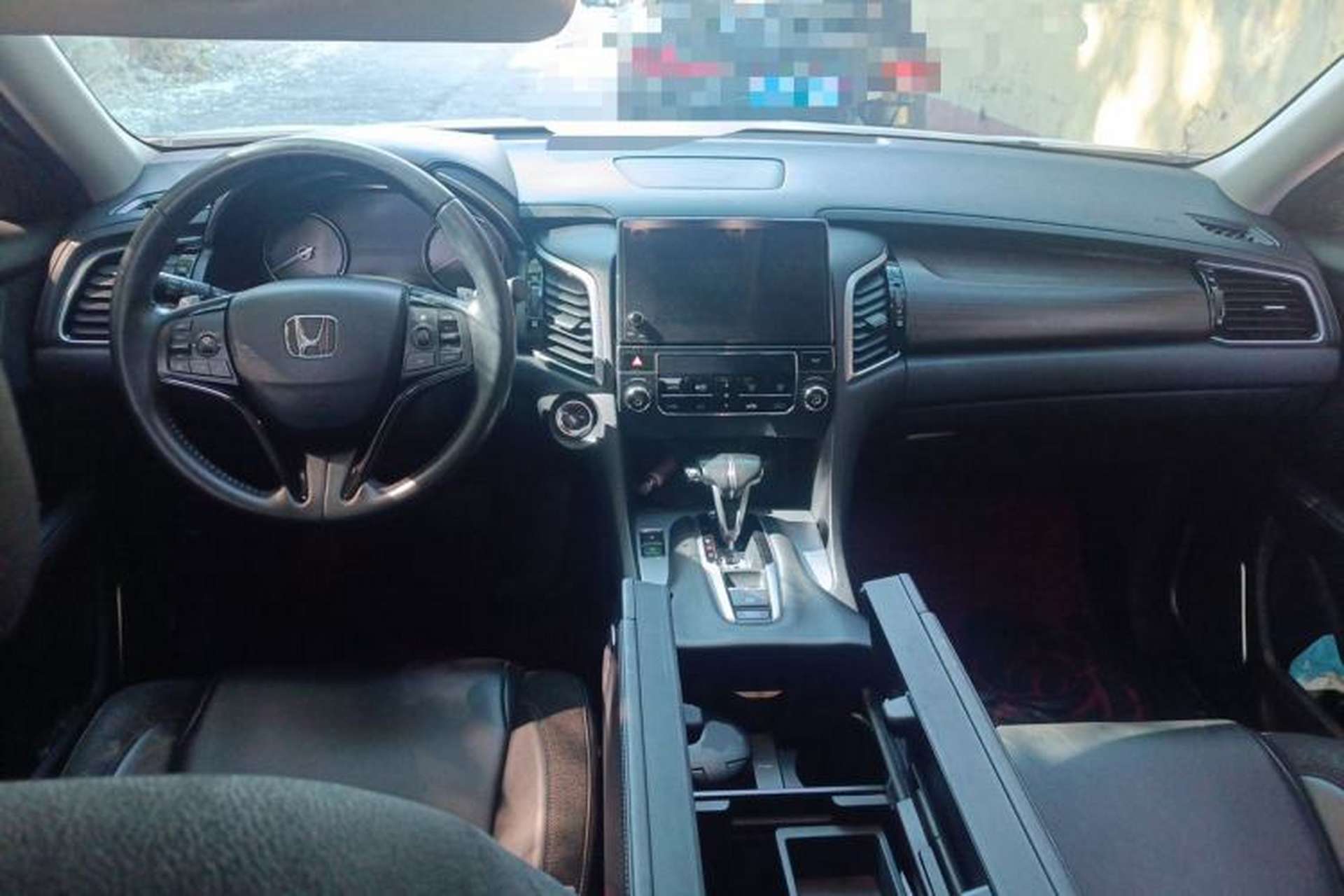 Used Honda Avancier 2019 240TURBO Two-Wheel Drive Comfort Version Center Console