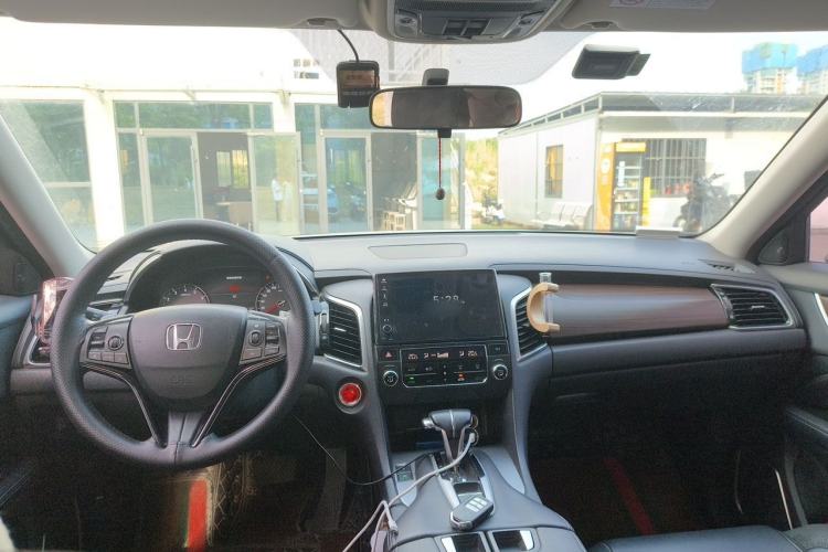 Used Honda Avancier 2019 240TURBO Two-Wheel Drive Comfort Version Center Console