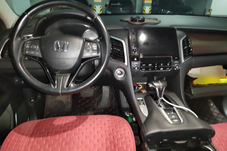 Used Honda Avancier 2019 240TURBO Two-Wheel Drive Comfort Version Center Console