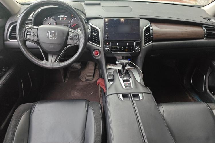Used Honda Avancier 2019 240TURBO Two-Wheel Drive Comfort Version Center Console