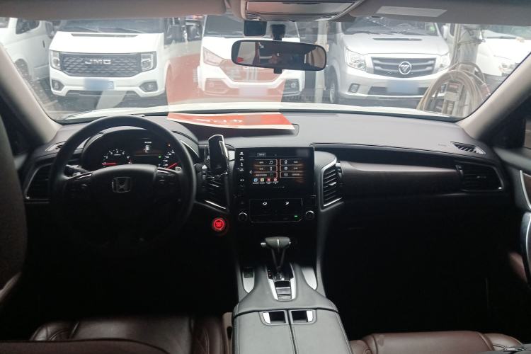 Used Honda Avancier 2019 240TURBO Two-Wheel Drive Elite Edition Center Console