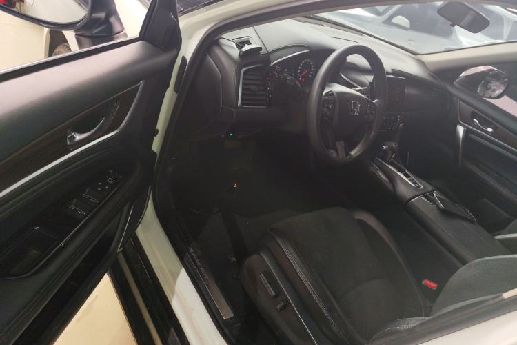 Used Honda Avancier 2019 240TURBO Two-Wheel Drive Elite Edition Driver Seat