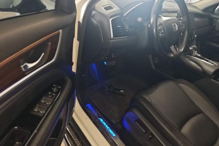 Used Honda Avancier 2019 240TURBO Two-Wheel Drive Premium Edition Driver Seat