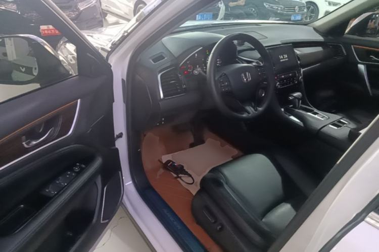 Used Honda Avancier 2019 240TURBO Two-Wheel Drive Premium Edition Driver Seat