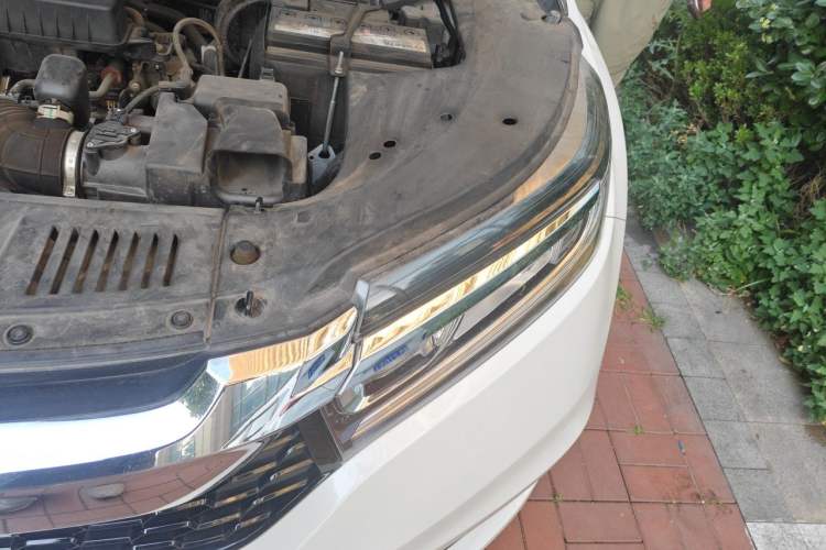 Used Honda Avancier 2019 240TURBO Two-Wheel Drive Luxury Edition Engine Bay Left