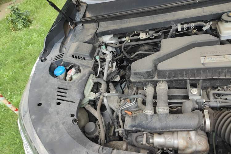 Used Honda Avancier 2019 240TURBO Two-Wheel Drive Elite Edition Engine Bay Right
