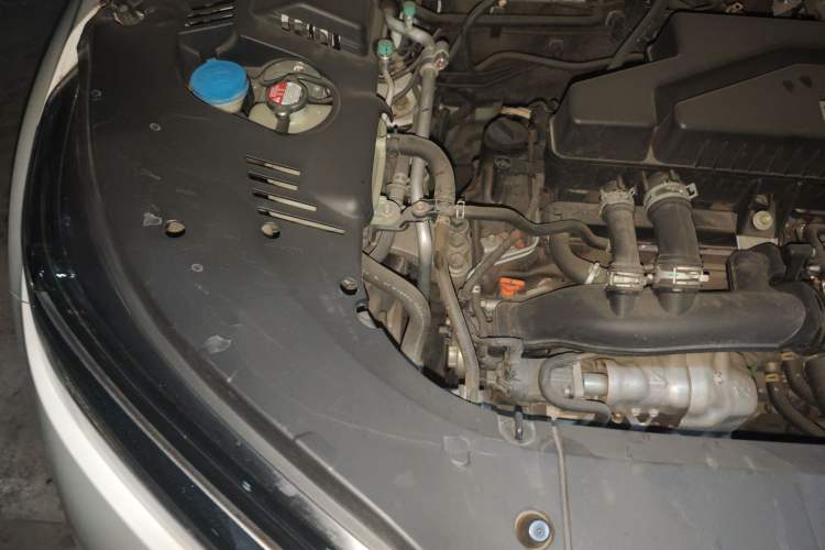 Used Honda Avancier 2019 240TURBO Two-Wheel Drive Elite Edition Engine Bay Right