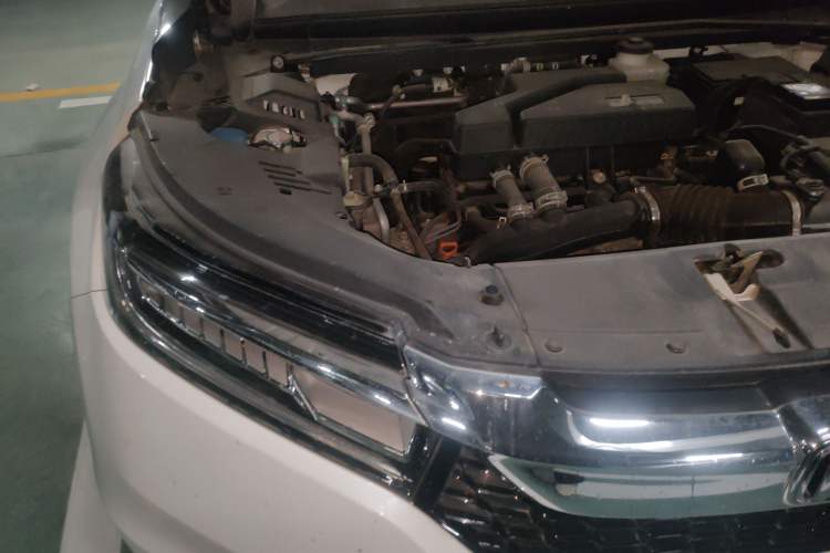 Used Honda Avancier 2019 240TURBO Two-Wheel Drive Premium Edition Engine Bay Right
