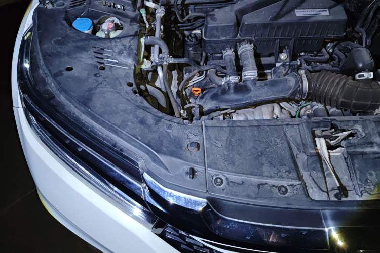 Used Honda Avancier 2019 240TURBO Two-Wheel Drive Elite Edition Engine Bay Right