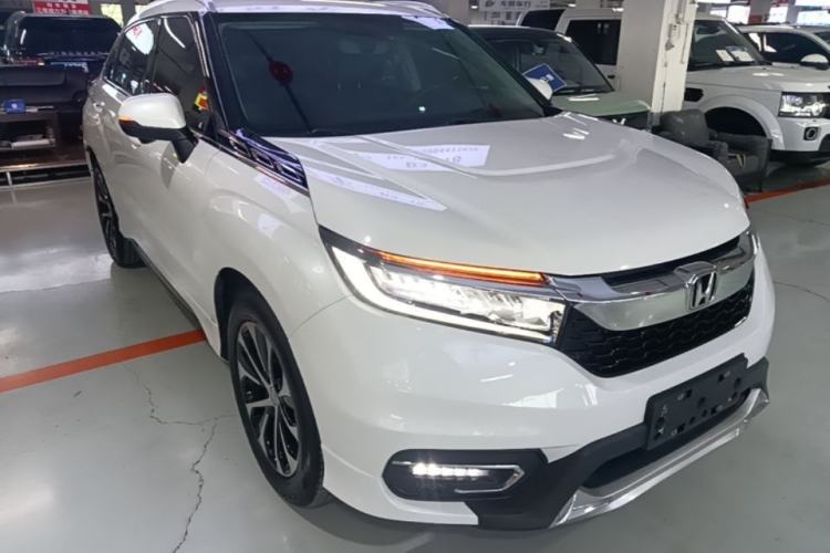 Used Honda Avancier 2019 240TURBO Two-Wheel Drive Premium Edition Front Right 45 Deg