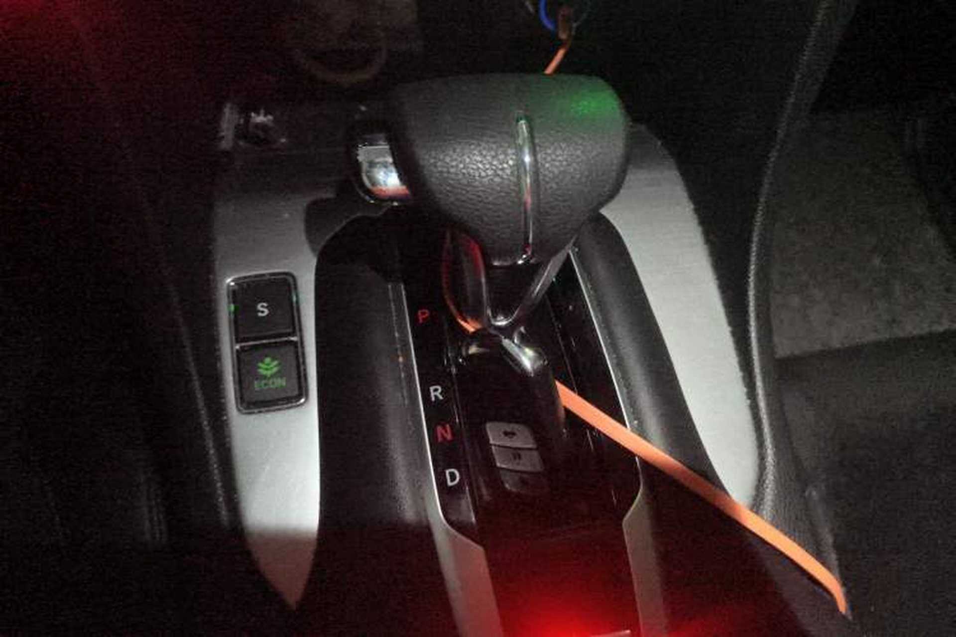 Used Honda Avancier 2019 240TURBO Two-Wheel Drive Elite Edition Gear Lever
