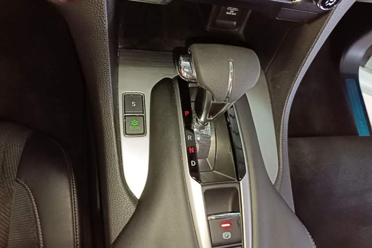 Used Honda Avancier 2019 240TURBO Two-Wheel Drive Elite Edition Gear Lever