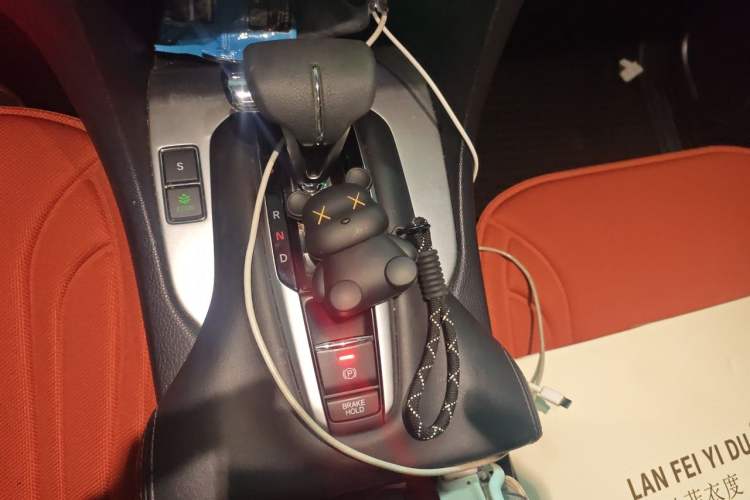 Used Honda Avancier 2019 240TURBO Two-Wheel Drive Elite Edition Gear Lever