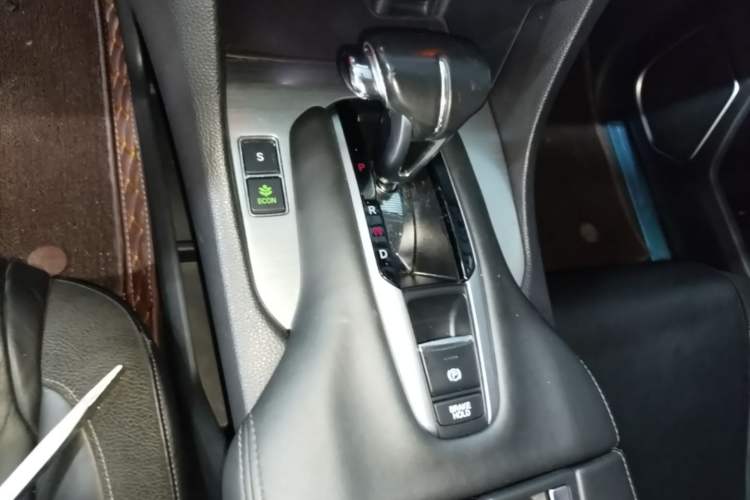 Used Honda Avancier 2019 240TURBO Two-Wheel Drive Luxury Edition Gear Lever