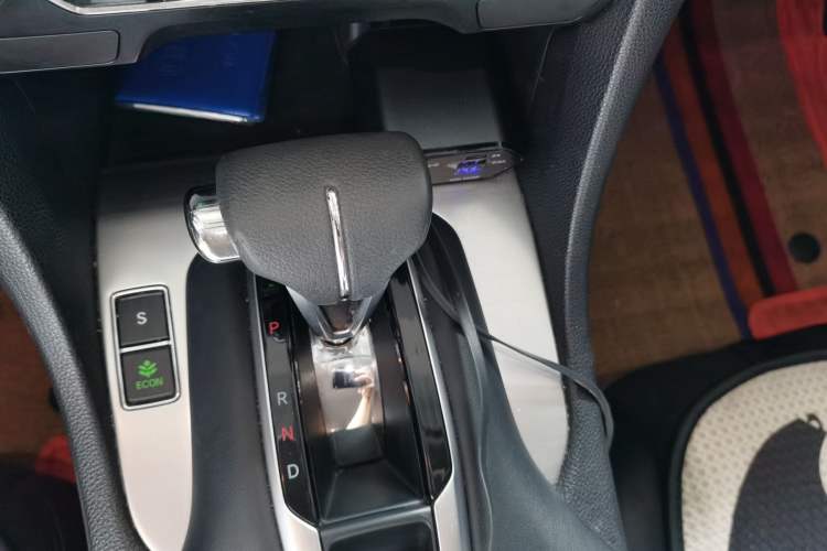 Used Honda Avancier 2019 240TURBO Two-Wheel Drive Elite Edition Gear Lever