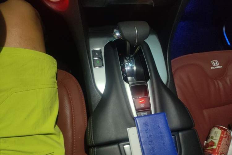 Used Honda Avancier 2019 240TURBO Two-Wheel Drive Elite Edition Gear Lever