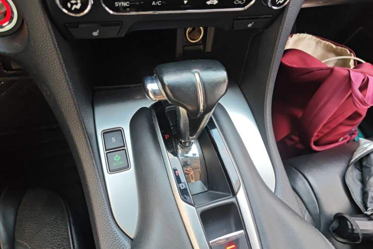 Used Honda Avancier 2019 240TURBO Two-Wheel Drive Luxury Edition Gear Lever