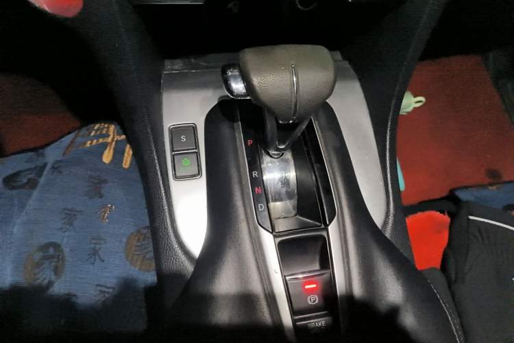 Used Honda Avancier 2019 240TURBO Two-Wheel Drive Elite Edition Gear Lever