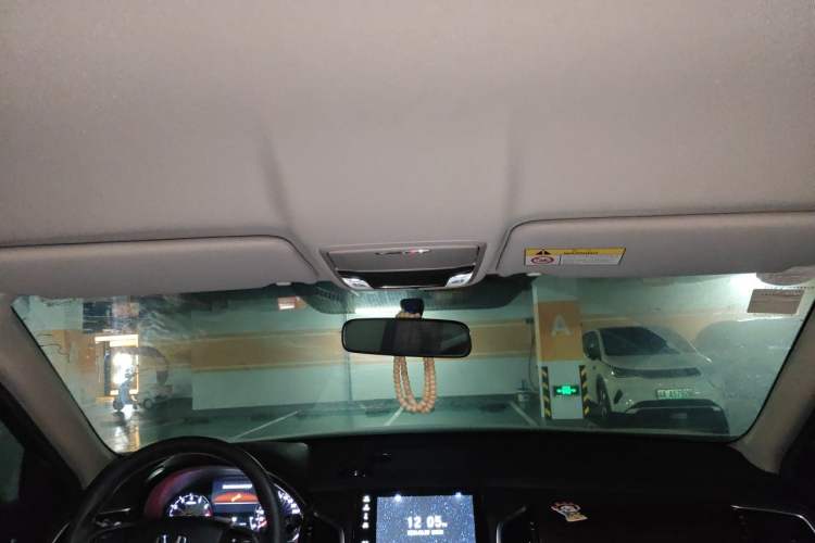 Used Honda Avancier 2019 240TURBO Two-Wheel Drive Elite Edition Headliner