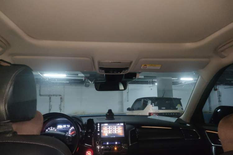 Used Honda Avancier 2019 240TURBO Two-Wheel Drive Premium Edition Headliner