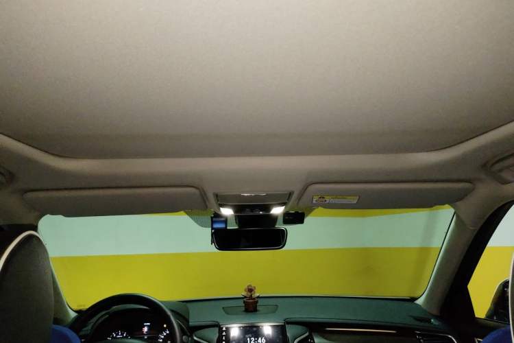 Used Honda Avancier 2019 240TURBO Two-Wheel Drive Premium Edition Headliner