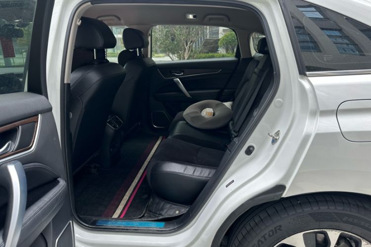 Used Honda Avancier 2019 240TURBO Two-Wheel Drive Elite Edition Interior 1