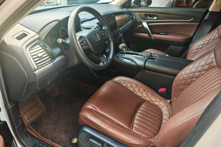 Used Honda Avancier 2019 240TURBO Two-Wheel Drive Elite Edition Interior 2