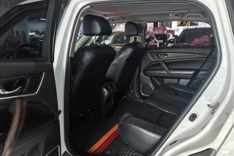 Used Honda Avancier 2019 240TURBO Two-Wheel Drive Comfort Version Interior 6