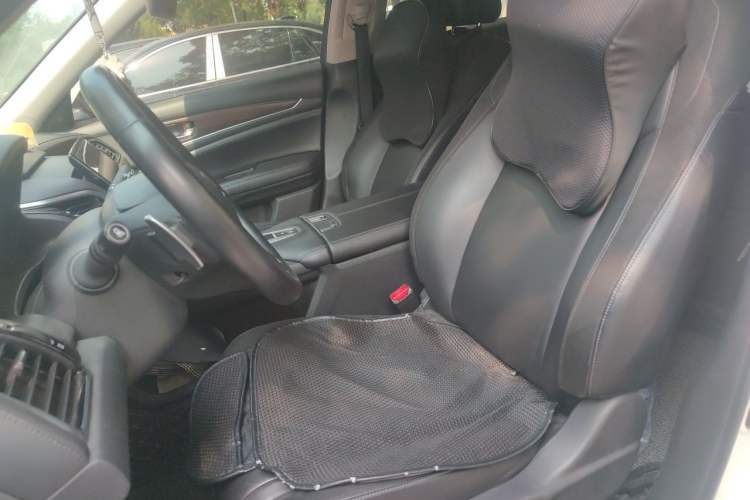 Used Honda Avancier 2019 240TURBO Two-Wheel Drive Premium Edition Left Front Seat