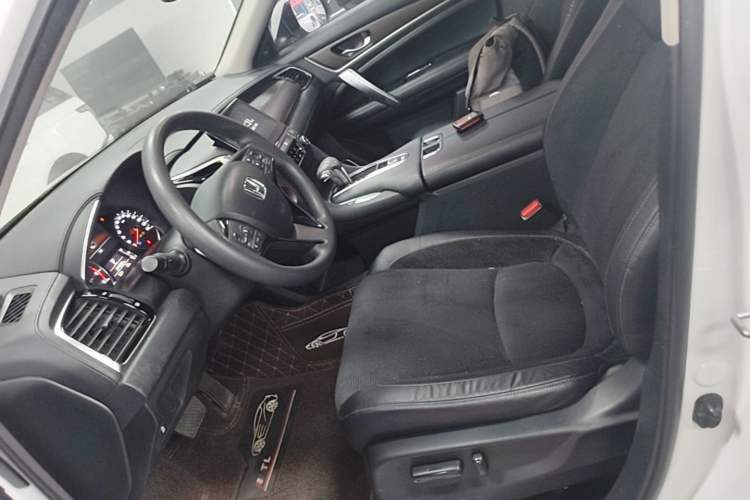 Used Honda Avancier 2019 240TURBO Two-Wheel Drive Elite Edition Left Front Seat