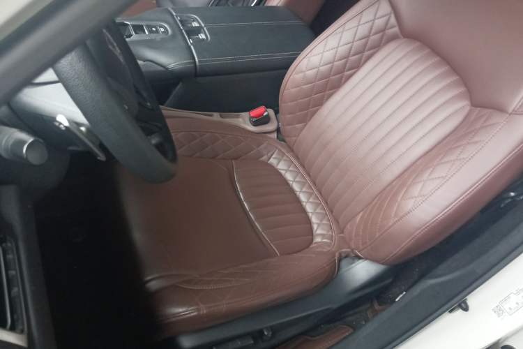 Used Honda Avancier 2019 240TURBO Two-Wheel Drive Elite Edition Left Front Seat