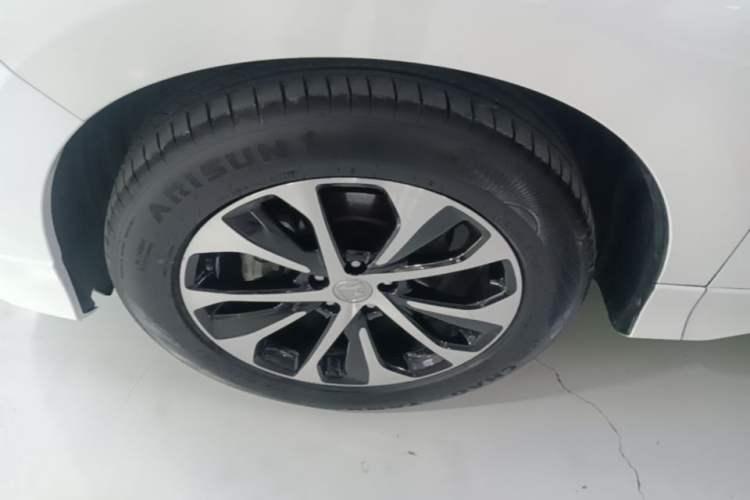 Used Honda Avancier 2019 240TURBO Two-Wheel Drive Premium Edition Left Front Wheel Hub