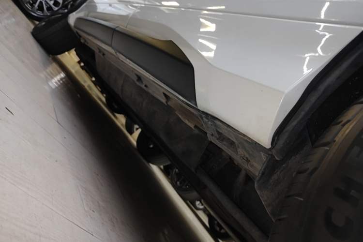 Used Honda Avancier 2019 240TURBO Two-Wheel Drive Luxury Edition Left Side Sill