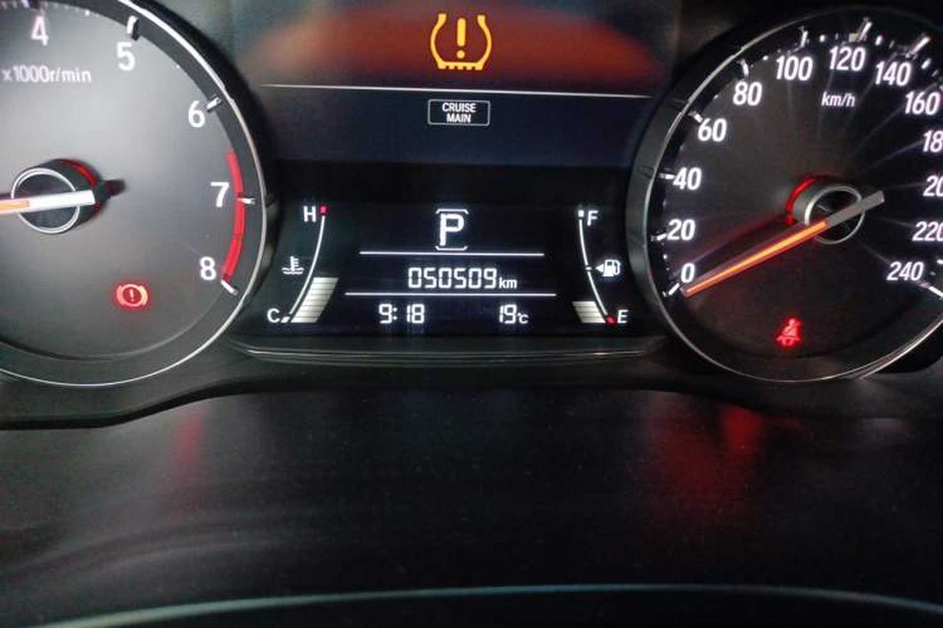 Used Honda Avancier 2019 240TURBO Two-Wheel Drive Comfort Version Odometer Close Up