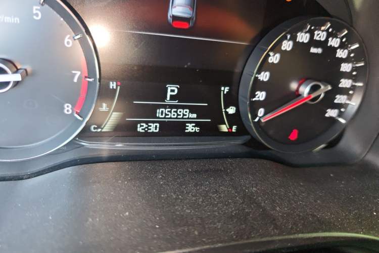 Used Honda Avancier 2019 240TURBO Two-Wheel Drive Luxury Edition Odometer Close Up