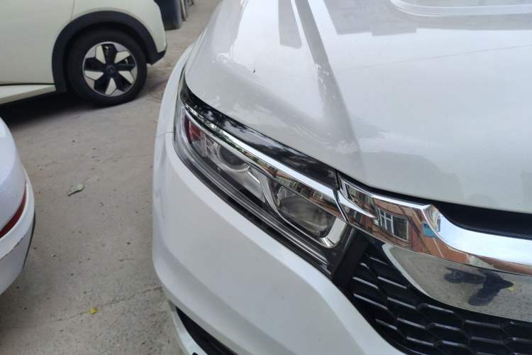 Used Honda Avancier 2019 240TURBO Two-Wheel Drive Elite Edition Right Front Headlight