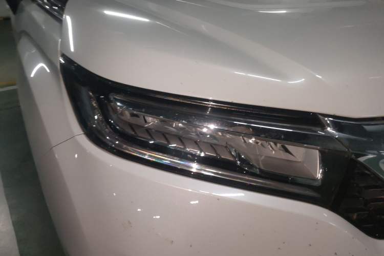 Used Honda Avancier 2019 240TURBO Two-Wheel Drive Premium Edition Right Front Headlight
