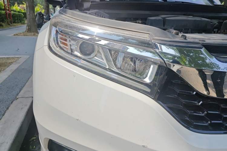 Used Honda Avancier 2019 240TURBO Two-Wheel Drive Luxury Edition Right Front Headlight