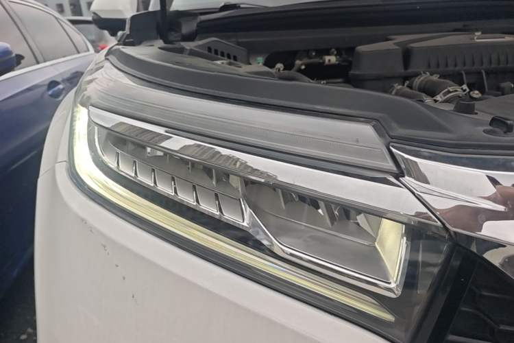 Used Honda Avancier 2019 240TURBO Two-Wheel Drive Premium Edition Right Front Headlight