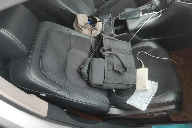 Used Honda Avancier 2019 240TURBO Two-Wheel Drive Elite Edition Right Front Seat