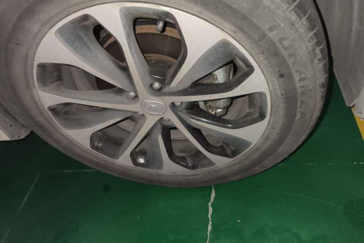 Used Honda Avancier 2019 240TURBO Two-Wheel Drive Elite Edition Right Front Wheel Hub