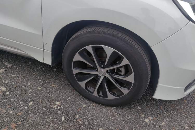Used Honda Avancier 2019 240TURBO Two-Wheel Drive Elite Edition Right Front Wheel Hub
