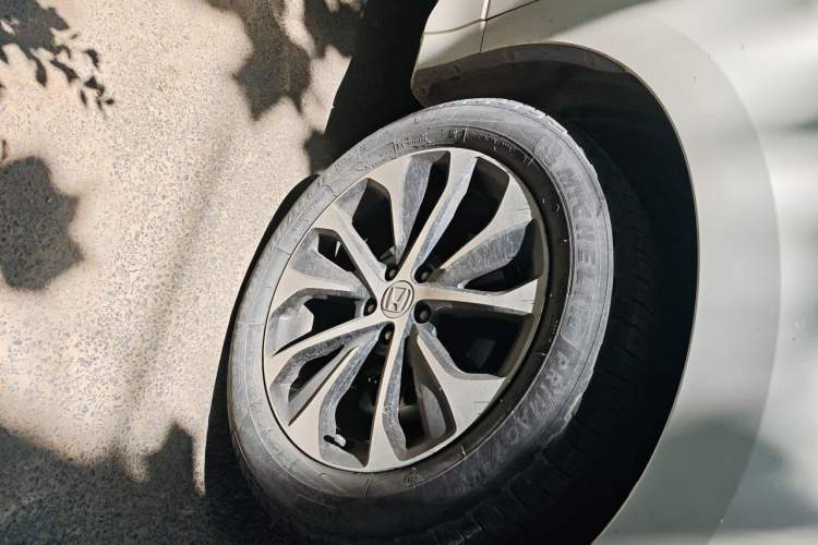 Used Honda Avancier 2019 240TURBO Two-Wheel Drive Luxury Edition Right Front Wheel Hub