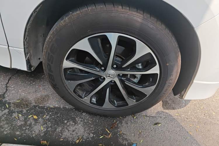 Used Honda Avancier 2019 240TURBO Two-Wheel Drive Luxury Edition Right Front Wheel Hub