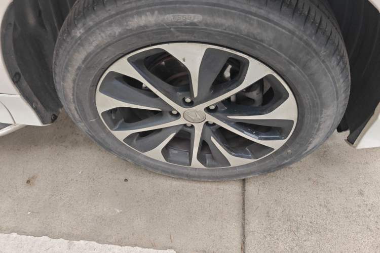Used Honda Avancier 2019 240TURBO Two-Wheel Drive Comfort Version Right Front Wheel Hub