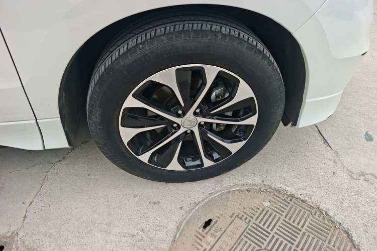 Used Honda Avancier 2019 240TURBO Two-Wheel Drive Elite Edition Right Front Wheel Hub