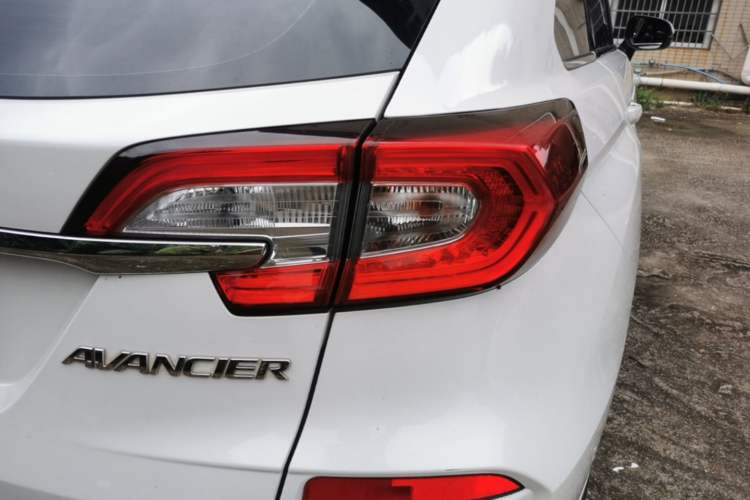 Used Honda Avancier 2019 240TURBO Two-Wheel Drive Elite Edition Right Rear Taillight